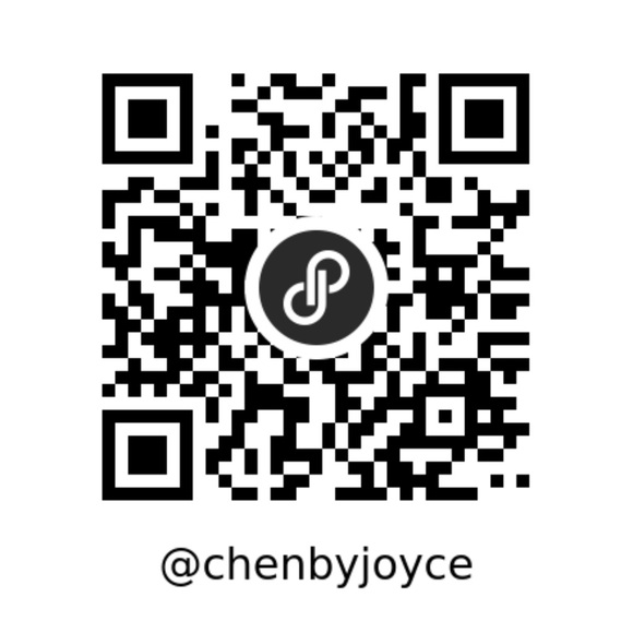 VERA BRADLEY WRISTLET WALLET - Picture 8 of 8